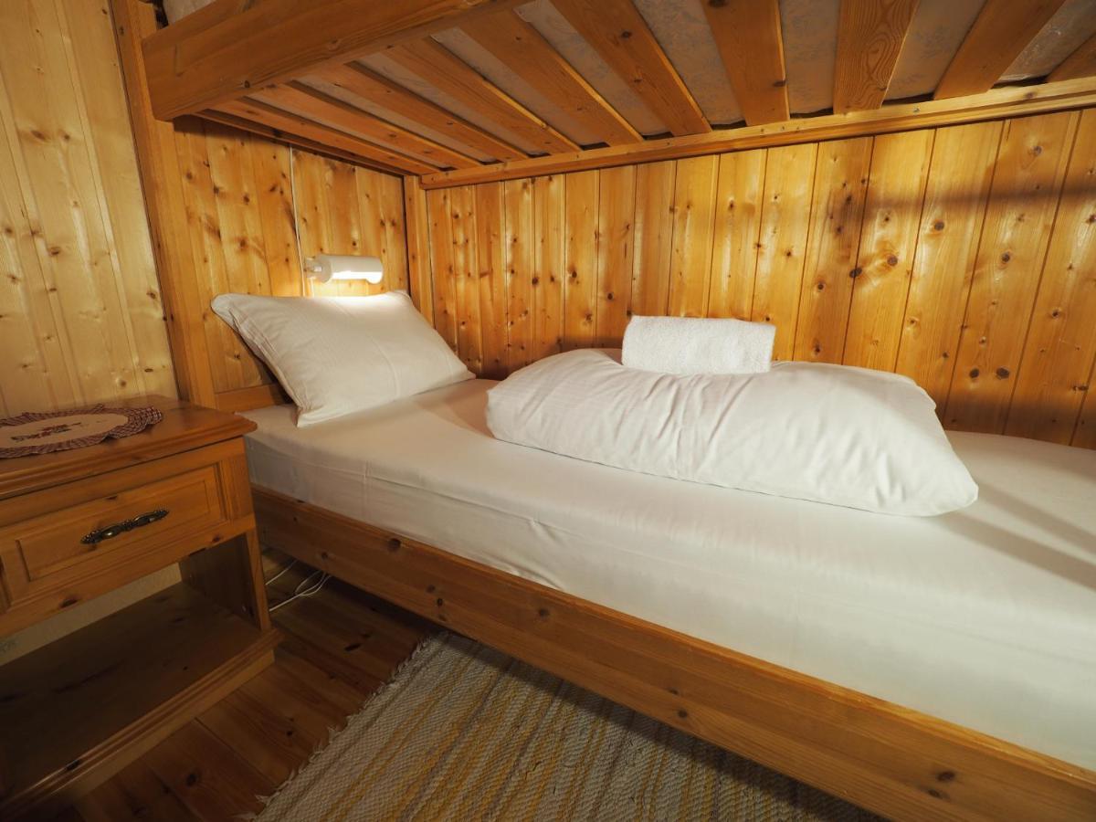Eggum Fishermans Cabin Bostad Eksteriør billede